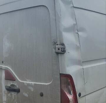 Белый Рено Мастер, объемом двигателя 2.3 л и пробегом 420 тыс. км за 4500 $, фото 7 на Automoto.ua