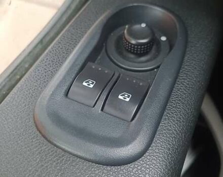 Белый Рено Мастер, объемом двигателя 2.3 л и пробегом 216 тыс. км за 15800 $, фото 11 на Automoto.ua