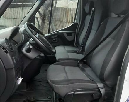 Білий Рено Мастєр, об'ємом двигуна 2.3 л та пробігом 210 тис. км за 12800 $, фото 4 на Automoto.ua