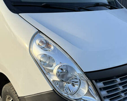 Белый Рено Мастер, объемом двигателя 2.3 л и пробегом 517 тыс. км за 9900 $, фото 17 на Automoto.ua