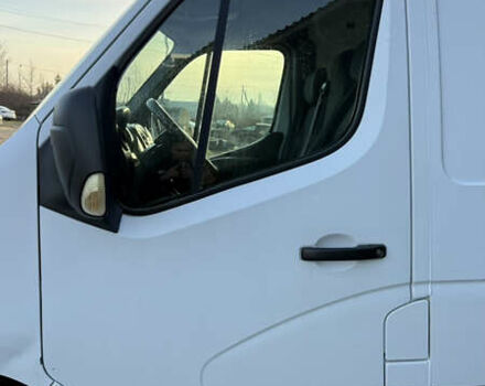 Белый Рено Мастер, объемом двигателя 2.3 л и пробегом 517 тыс. км за 9900 $, фото 18 на Automoto.ua