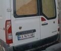 Белый Рено Мастер, объемом двигателя 2.3 л и пробегом 282 тыс. км за 9800 $, фото 3 на Automoto.ua