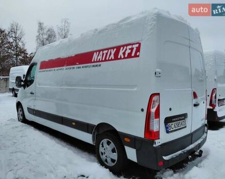 Белый Рено Мастер, объемом двигателя 2.3 л и пробегом 358 тыс. км за 12900 $, фото 3 на Automoto.ua