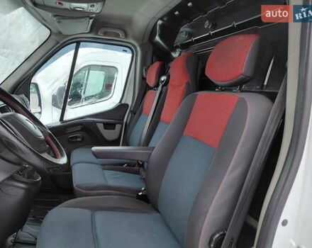 Белый Рено Мастер, объемом двигателя 2.3 л и пробегом 358 тыс. км за 12900 $, фото 35 на Automoto.ua