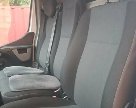 Белый Рено Мастер, объемом двигателя 2.3 л и пробегом 216 тыс. км за 15800 $, фото 5 на Automoto.ua