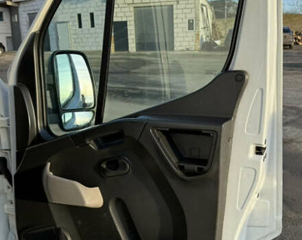 Белый Рено Мастер, объемом двигателя 2.3 л и пробегом 517 тыс. км за 9900 $, фото 9 на Automoto.ua