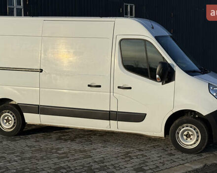 Белый Рено Мастер, объемом двигателя 2.3 л и пробегом 517 тыс. км за 9900 $, фото 5 на Automoto.ua
