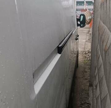 Белый Рено Мастер, объемом двигателя 2.3 л и пробегом 282 тыс. км за 9800 $, фото 6 на Automoto.ua