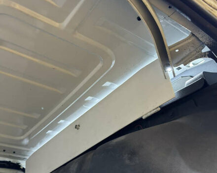 Белый Рено Мастер, объемом двигателя 2.3 л и пробегом 277 тыс. км за 15500 $, фото 17 на Automoto.ua