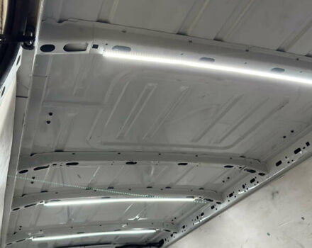 Белый Рено Мастер, объемом двигателя 2.3 л и пробегом 277 тыс. км за 15500 $, фото 16 на Automoto.ua