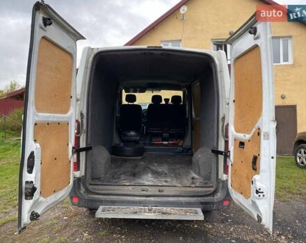 Белый Рено Мастер, объемом двигателя 2.3 л и пробегом 229 тыс. км за 11000 $, фото 6 на Automoto.ua