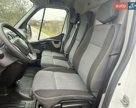 Белый Рено Мастер, объемом двигателя 2.3 л и пробегом 166 тыс. км за 14900 $, фото 12 на Automoto.ua