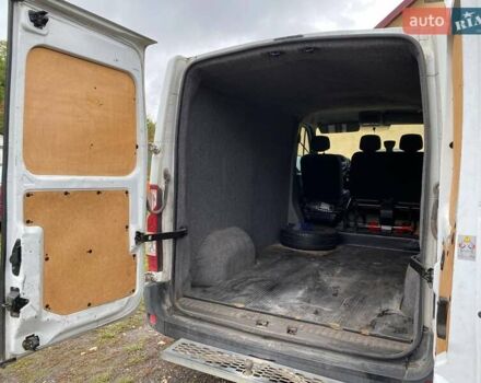 Белый Рено Мастер, объемом двигателя 2.3 л и пробегом 229 тыс. км за 11000 $, фото 4 на Automoto.ua