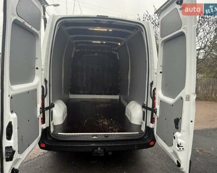 Белый Рено Мастер, объемом двигателя 2.3 л и пробегом 166 тыс. км за 14900 $, фото 10 на Automoto.ua