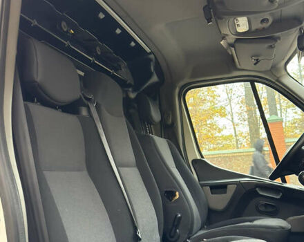 Белый Рено Мастер, объемом двигателя 2.3 л и пробегом 277 тыс. км за 15500 $, фото 12 на Automoto.ua