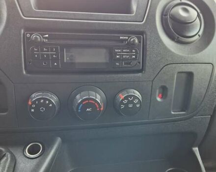 Белый Рено Мастер, объемом двигателя 2.3 л и пробегом 200 тыс. км за 14499 $, фото 33 на Automoto.ua