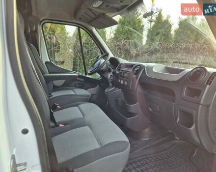 Белый Рено Мастер, объемом двигателя 2.3 л и пробегом 200 тыс. км за 14499 $, фото 26 на Automoto.ua