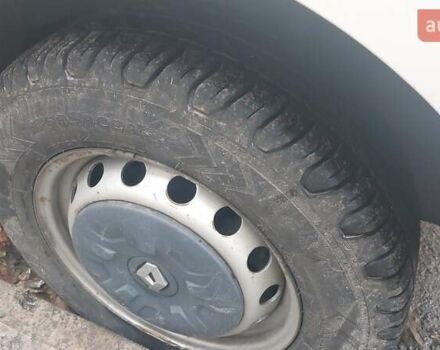 Білий Рено Мастєр, об'ємом двигуна 2.3 л та пробігом 330 тис. км за 11000 $, фото 8 на Automoto.ua