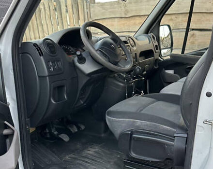 Рено Мастер 2016 в Владимир-Волынский на Automoto.ua Белый Рено Мастер, объемом двигателя 2.3 л и пробегом 385 тыс. км за 13500 $, фото 8 на Automoto.ua