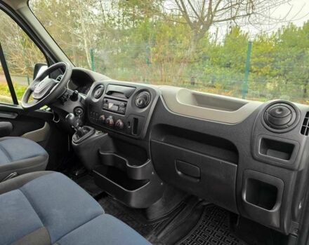 Білий Рено Мастєр, об'ємом двигуна 2.3 л та пробігом 201 тис. км за 12999 $, фото 11 на Automoto.ua