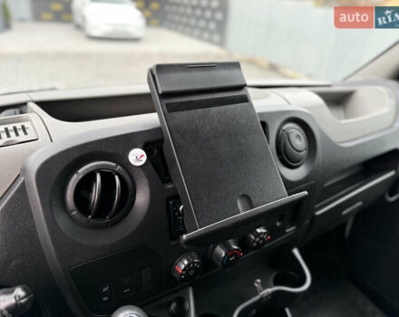 Білий Рено Мастєр, об'ємом двигуна 2.3 л та пробігом 238 тис. км за 11500 $, фото 12 на Automoto.ua