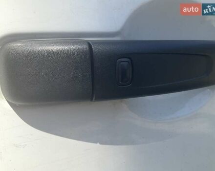 Белый Рено Мастер, объемом двигателя 2.3 л и пробегом 289 тыс. км за 12300 $, фото 7 на Automoto.ua