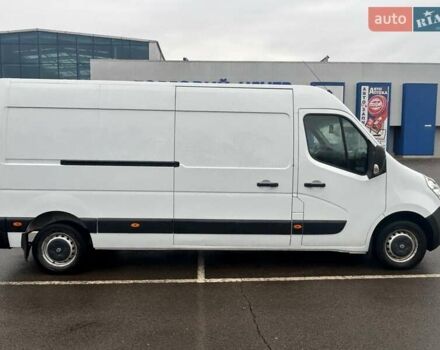 Белый Рено Мастер, объемом двигателя 2.3 л и пробегом 290 тыс. км за 13000 $, фото 10 на Automoto.ua