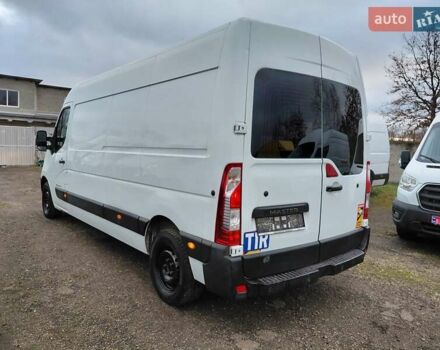 Белый Рено Мастер, объемом двигателя 2.3 л и пробегом 252 тыс. км за 12900 $, фото 2 на Automoto.ua
