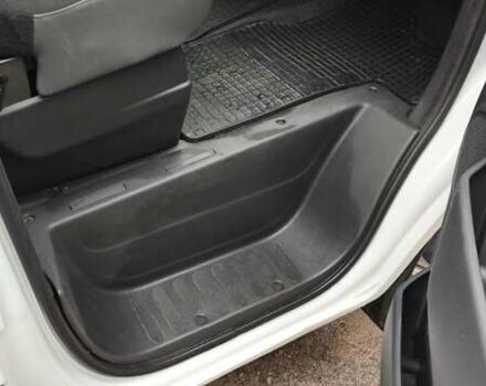 Білий Рено Мастєр, об'ємом двигуна 2.3 л та пробігом 340 тис. км за 14500 $, фото 16 на Automoto.ua