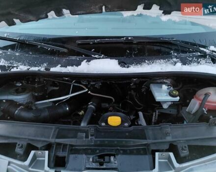 Белый Рено Мастер, объемом двигателя 2.3 л и пробегом 238 тыс. км за 13900 $, фото 6 на Automoto.ua