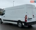 Белый Рено Мастер, объемом двигателя 2.3 л и пробегом 620 тыс. км за 12999 $, фото 3 на Automoto.ua
