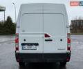 Белый Рено Мастер, объемом двигателя 2.3 л и пробегом 620 тыс. км за 12999 $, фото 4 на Automoto.ua