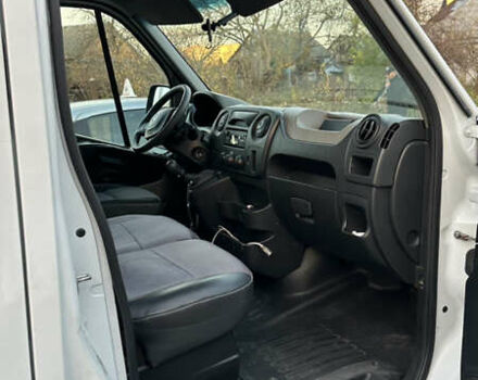 Рено Мастер 2016 в Владимир-Волынский на Automoto.ua Белый Рено Мастер, объемом двигателя 2.3 л и пробегом 385 тыс. км за 13500 $, фото 11 на Automoto.ua