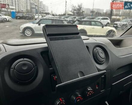 Белый Рено Мастер, объемом двигателя 2.3 л и пробегом 387 тыс. км за 13990 $, фото 20 на Automoto.ua