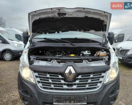 Белый Рено Мастер, объемом двигателя 2.3 л и пробегом 252 тыс. км за 12900 $, фото 7 на Automoto.ua