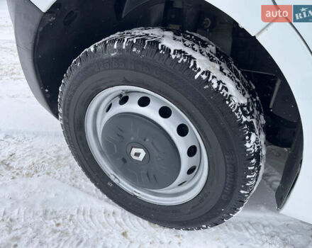 Білий Рено Мастєр, об'ємом двигуна 2.3 л та пробігом 270 тис. км за 14500 $, фото 15 на Automoto.ua