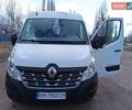 Белый Рено Мастер, объемом двигателя 2.3 л и пробегом 132 тыс. км за 21000 $, фото 1 на Automoto.ua