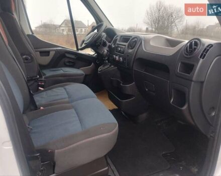 Белый Рено Мастер, объемом двигателя 2.3 л и пробегом 243 тыс. км за 14300 $, фото 18 на Automoto.ua