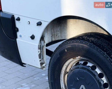 Білий Рено Мастєр, об'ємом двигуна 2.3 л та пробігом 290 тис. км за 13000 $, фото 8 на Automoto.ua