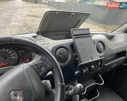 Белый Рено Мастер, объемом двигателя 2.3 л и пробегом 218 тыс. км за 14500 $, фото 15 на Automoto.ua