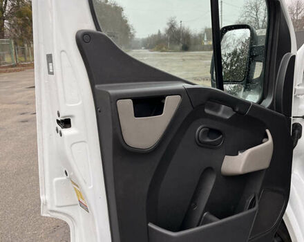 Белый Рено Мастер, объемом двигателя 2.3 л и пробегом 218 тыс. км за 14500 $, фото 18 на Automoto.ua