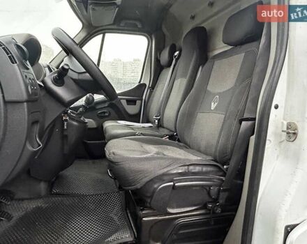 Белый Рено Мастер, объемом двигателя 2.3 л и пробегом 387 тыс. км за 13990 $, фото 11 на Automoto.ua