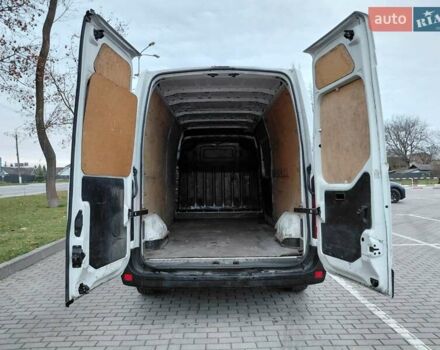 Белый Рено Мастер, объемом двигателя 2.3 л и пробегом 256 тыс. км за 12900 $, фото 9 на Automoto.ua