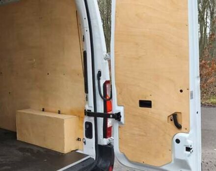 Білий Рено Мастєр, об'ємом двигуна 2.3 л та пробігом 340 тис. км за 14500 $, фото 4 на Automoto.ua