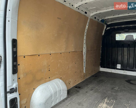 Белый Рено Мастер, объемом двигателя 2.3 л и пробегом 218 тыс. км за 14500 $, фото 20 на Automoto.ua