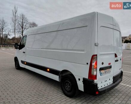 Белый Рено Мастер, объемом двигателя 2.3 л и пробегом 256 тыс. км за 12900 $, фото 1 на Automoto.ua