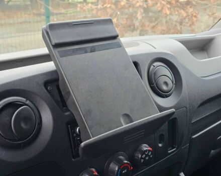 Білий Рено Мастєр, об'ємом двигуна 2.3 л та пробігом 201 тис. км за 12999 $, фото 21 на Automoto.ua