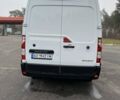 Белый Рено Мастер, объемом двигателя 2.3 л и пробегом 305 тыс. км за 14000 $, фото 3 на Automoto.ua