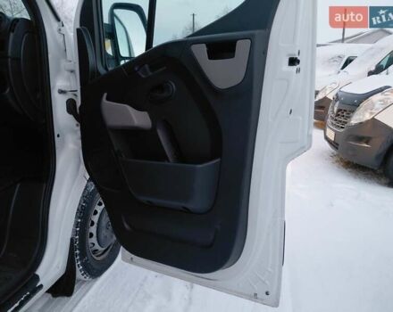 Белый Рено Мастер, объемом двигателя 2.3 л и пробегом 238 тыс. км за 13900 $, фото 31 на Automoto.ua