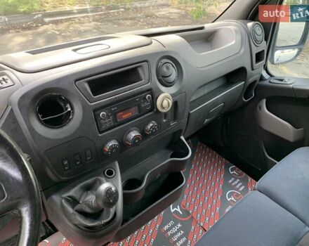 Белый Рено Мастер, объемом двигателя 2.3 л и пробегом 454 тыс. км за 10900 $, фото 16 на Automoto.ua